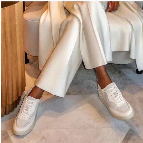 FINAL SALE 🎈 NEW DOLCE VITA Adella Leather Women’s Sneakers Off White NEW - Picture 2 of 13